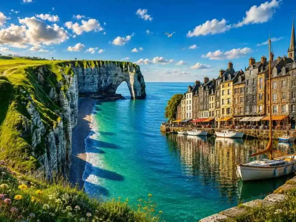 From Paris: Étretat Cliffs & Honfleur Port Full-Day Trip