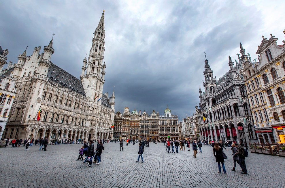 Grand-Place et Hôtel de Ville - Grote Markt en stadhuis - Grand-Place and City Hall